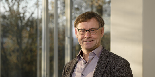 Prof. Dr. Ludger Basten